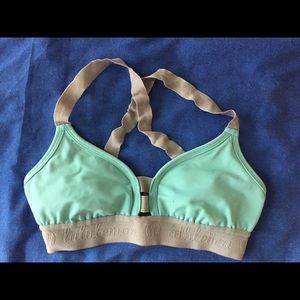 Lululemon ‘hot yogi’ bra in aqua, size 4